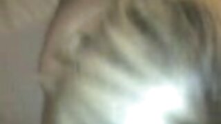 پوش برونیٹ ایولین نی ...