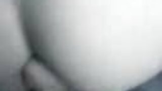 دوست سڑک کے کنارے جن ...